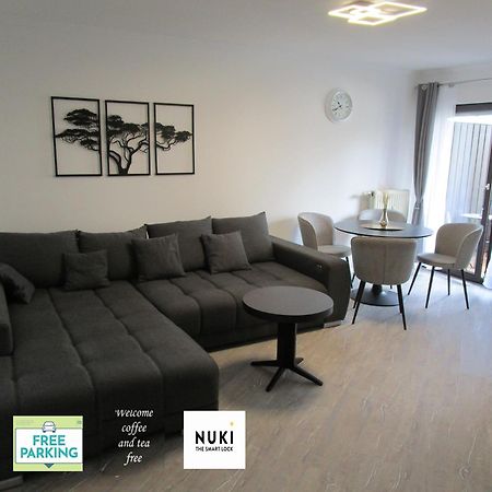 Ferienwohnung Dna FDH Eksteriør billede